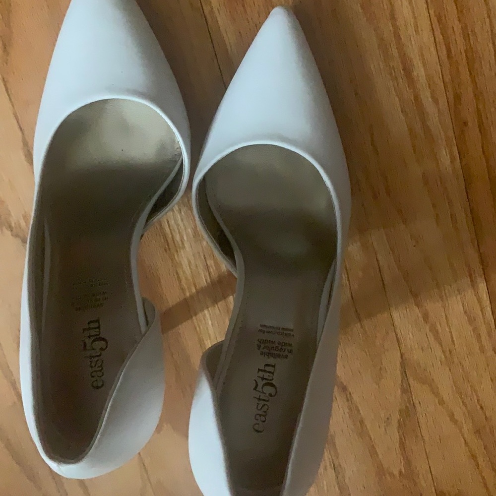 White 6” pumps . Pointy toe . Heel lover?
